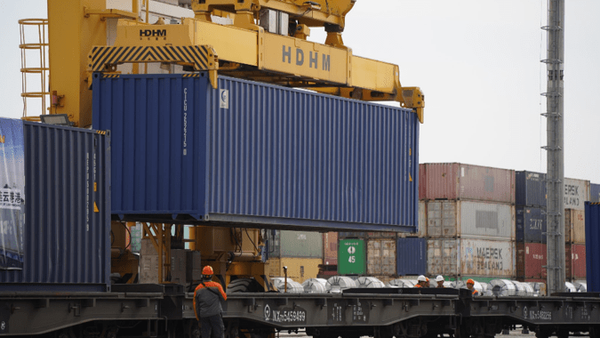 24ab6587aa794abc949ce745190fedbc جنگ و تحریم نقشه تجارت اوراسیا را به سمت ایران چرخاند